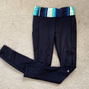 Lululemon size 6